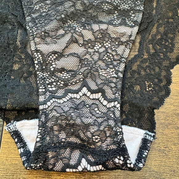 Victoria's Secret Dream Angels Lace Mesh String Bikini Panty Black - Picture 7 of 7